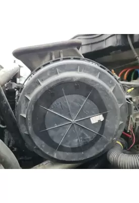 International 7300 Air Cleaner