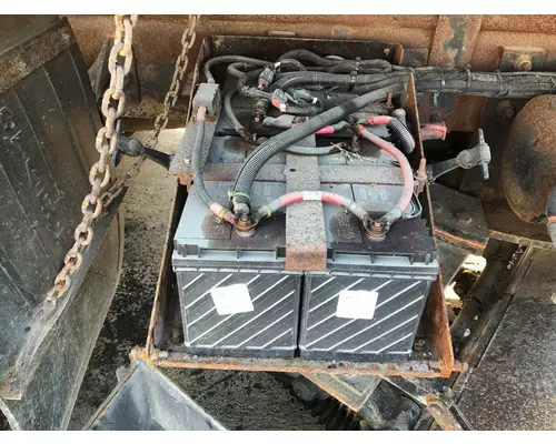 International 7300 Battery Box