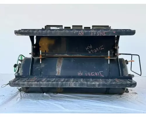 International 7300 Battery Box