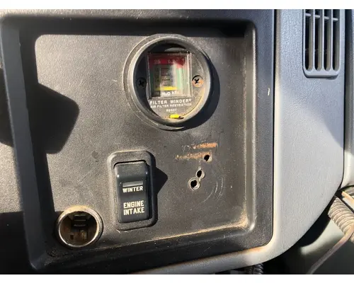 International 7300 Dash Assembly