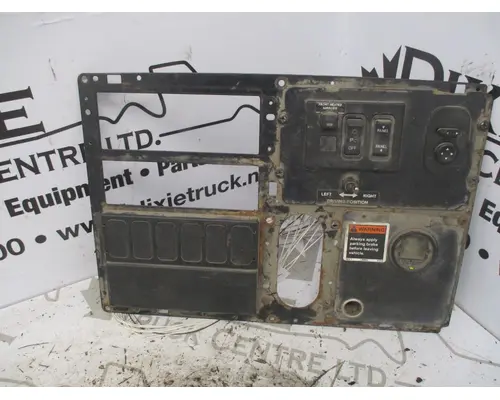 International 7300 Dash Assembly