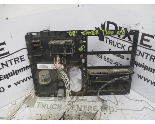 International 7300 Dash Assembly