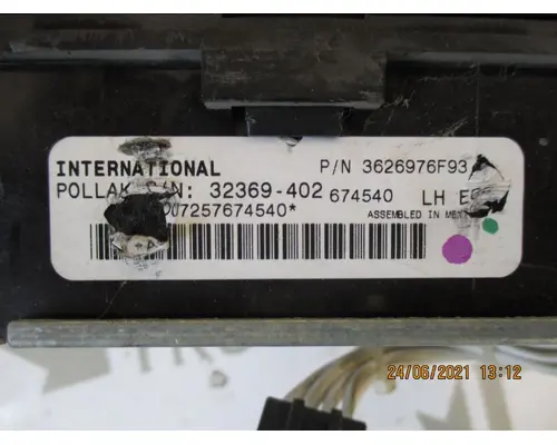 International 7300 Instrument Cluster
