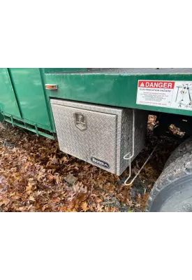 International 7300 Tool Box