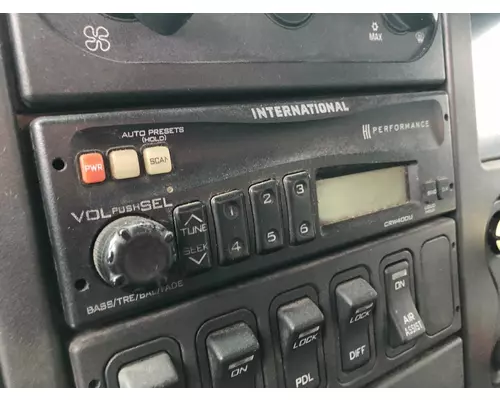 Radio International 7400 Vander Haags Inc Sp