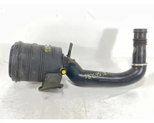 International 7400 Air Cleaner