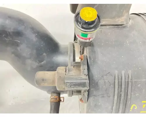 International 7400 Air Cleaner