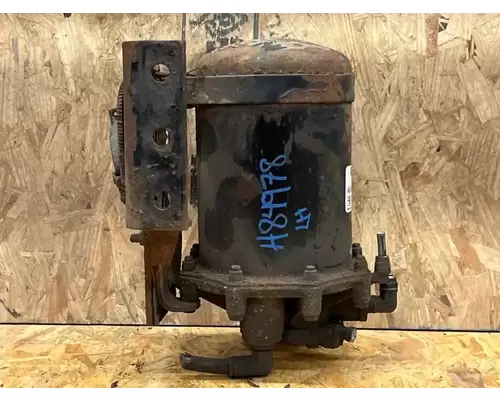 International 7400 Air Drier