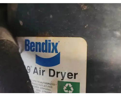 International 7400 Air Drier