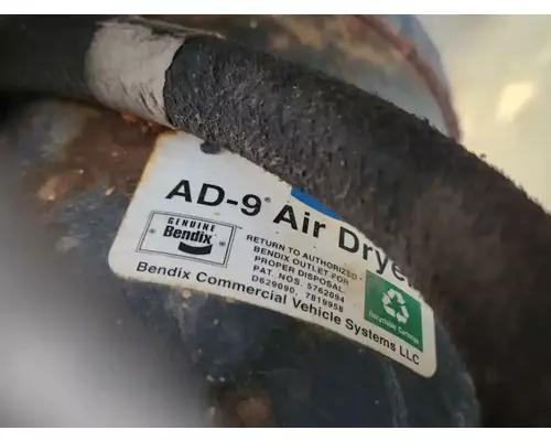 International 7400 Air Drier