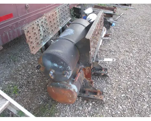 International 7400 Air Tank