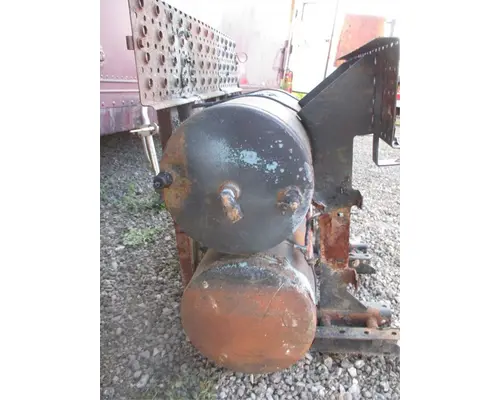 International 7400 Air Tank