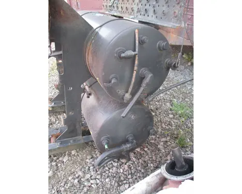 International 7400 Air Tank