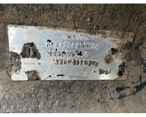International 7400 Axle Assembly, Front (Steer)
