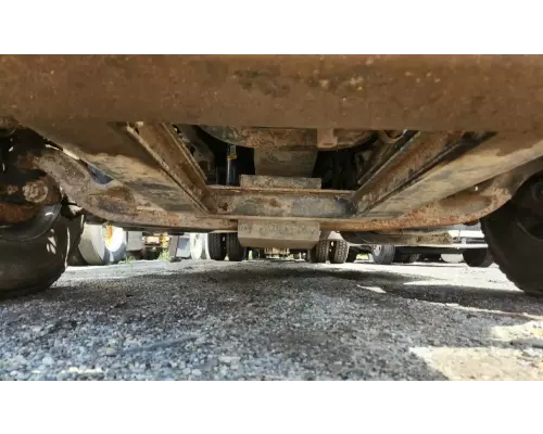 International 7400 Axle Assembly, Front (Steer)