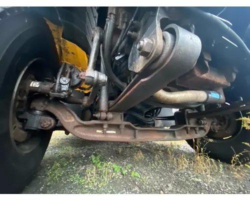 International 7400 Axle Assy, Fr (4WD)