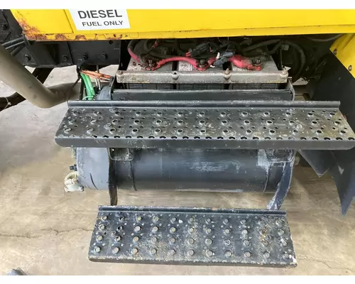 International 7400 Battery Box