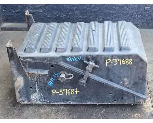 International 7400 Battery Box