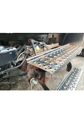 International 7400 Battery Box