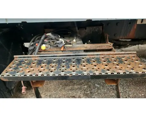 International 7400 Battery Box