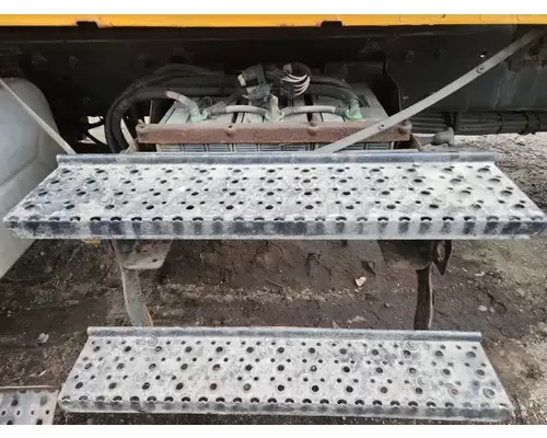 International 7400 Battery Box