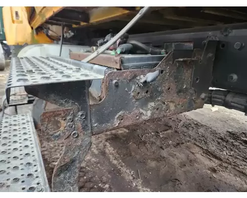 International 7400 Battery Box