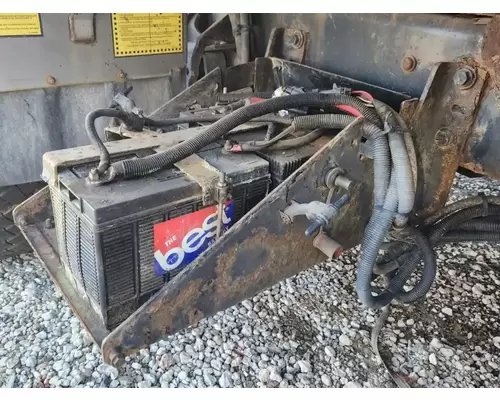 International 7400 Battery Box