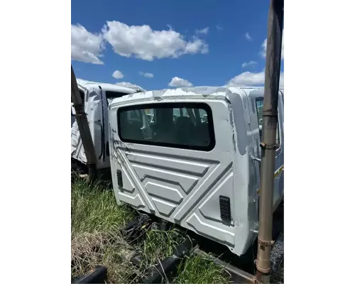 International 7400 Cab