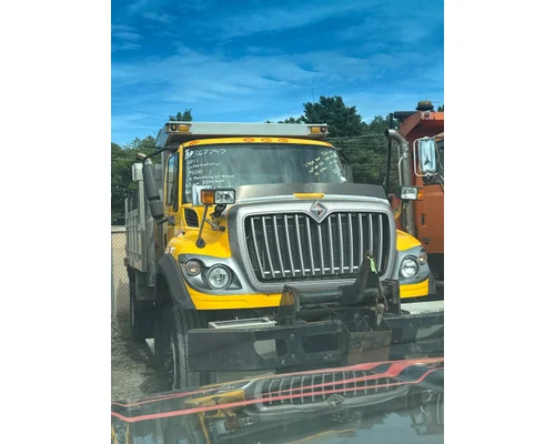 Complete Vehicle INTERNATIONAL 7400 Rydemore Heavy Duty Truck Parts Inc