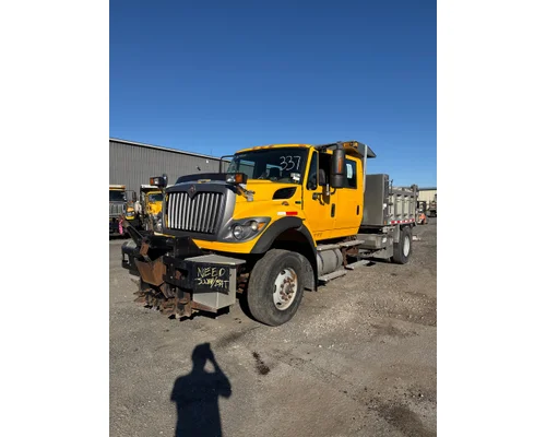 Complete Vehicle INTERNATIONAL 7400 Rydemore Heavy Duty Truck Parts Inc