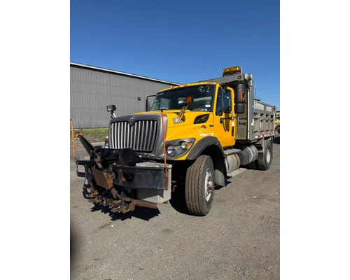 Complete Vehicle INTERNATIONAL 7400 Rydemore Heavy Duty Truck Parts Inc