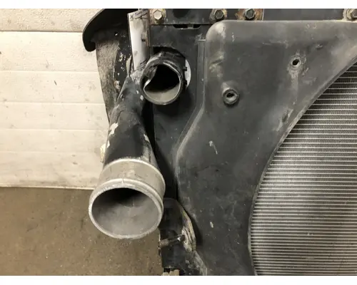 International 7400 Cooling Assembly. (Rad., Cond., ATAAC)