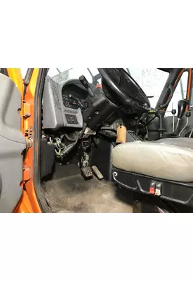 International 7400 Dash Assembly