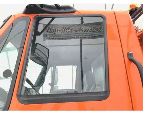 International 7400 Door Glass, Front