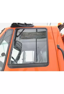 International 7400 Door Glass, Front