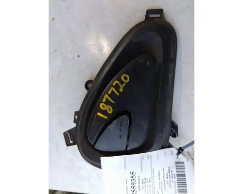 Door Handle INTERNATIONAL 7400 LKQ Thompson Motors - Wykoff