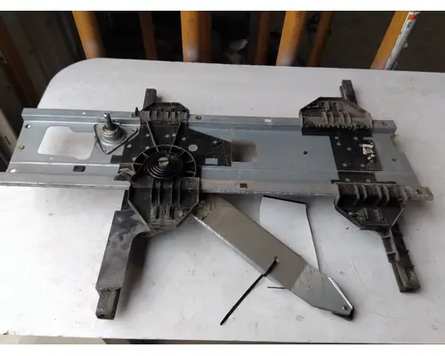 Door Window Regulator, Front INTERNATIONAL 7400 LKQ Thompson Motors - Wykoff