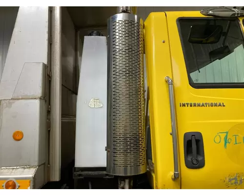 International 7400 Exhaust Guard