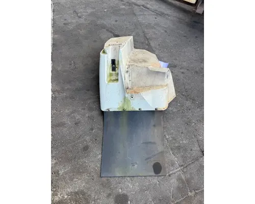 Fender Extension INTERNATIONAL 7400 Camerota Truck Parts