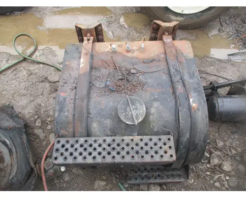 International 7400 Fuel Tank