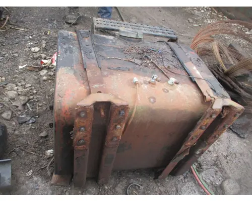 International 7400 Fuel Tank