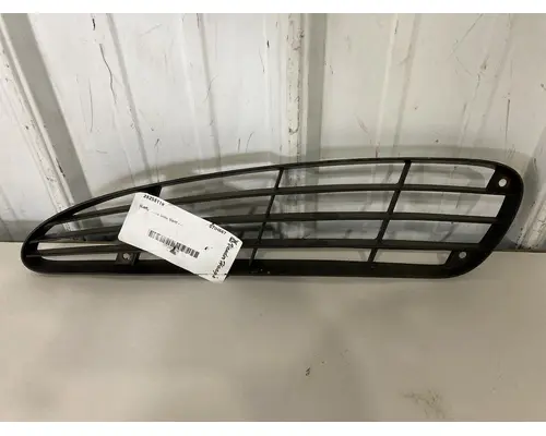 International 7400 Hood Side Vent