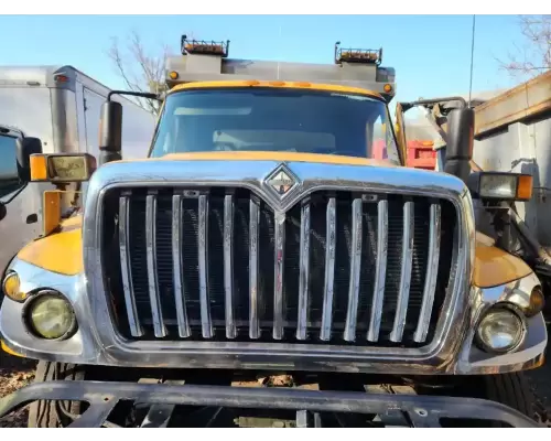 International 7400 Hood