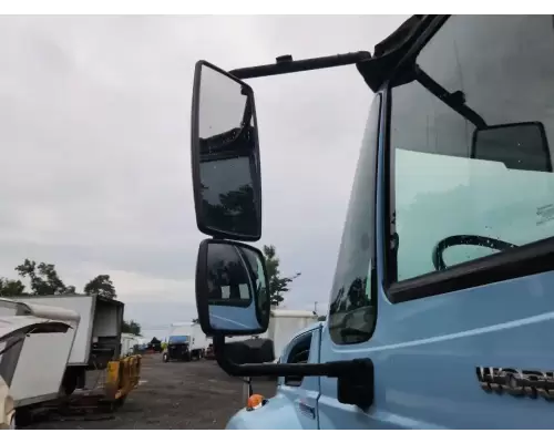 International 7400 Mirror (Side View)