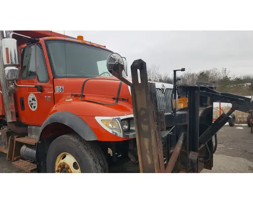 International 7400 Miscellaneous Parts
