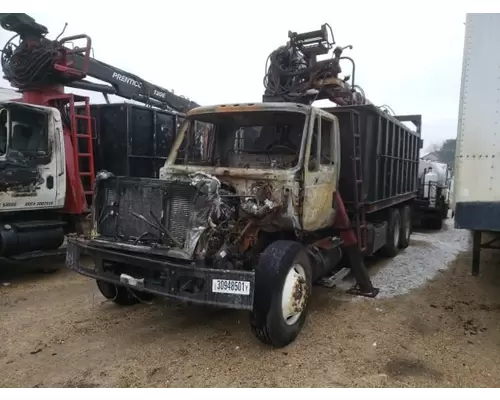 Miscellaneous Parts International 7400 Holst Truck Parts