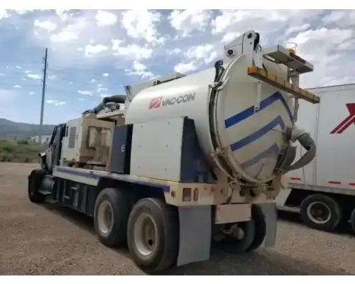 International 7400 Miscellaneous Parts