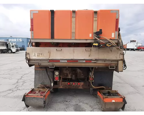 International 7400 Parts Unit
