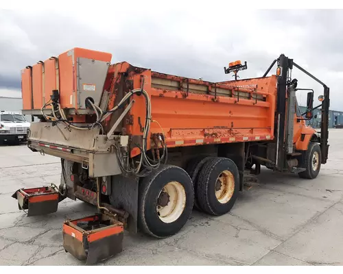 International 7400 Parts Unit