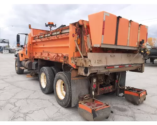 International 7400 Parts Unit